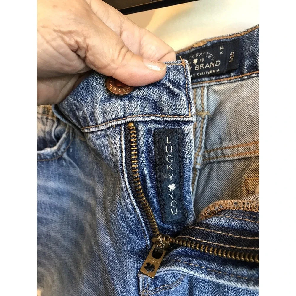 Lucky Brand Sz 6/28 The Roll Up Distressed Denim Shorts - Picture 6 of 8